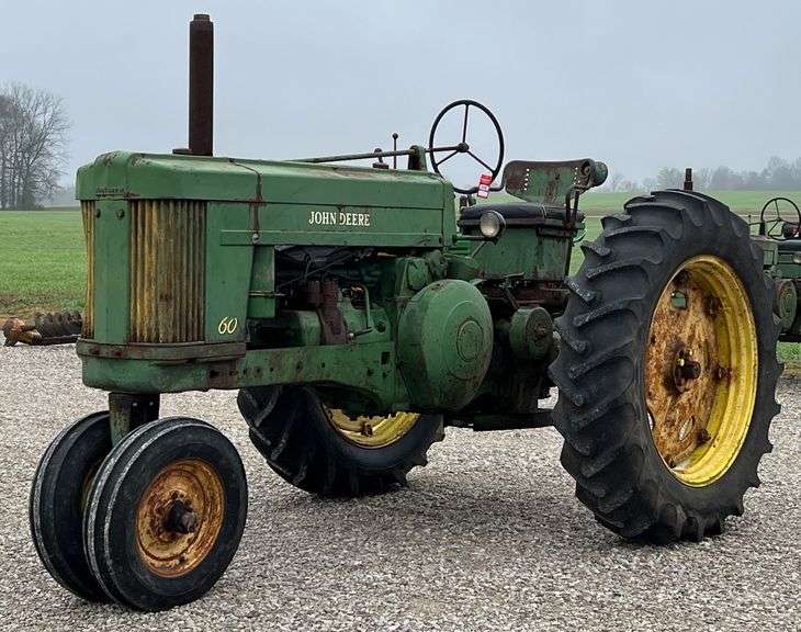 1953 John Deere 60 Tractor image