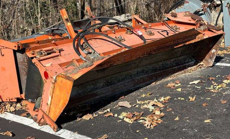 Concord Road Equipment Mfg. Conveyer Belt image