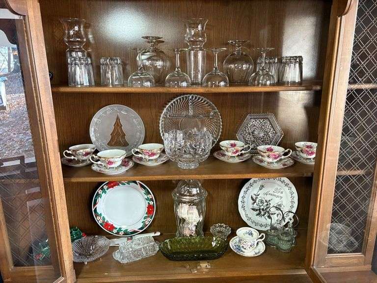 Quality Glassware & China image