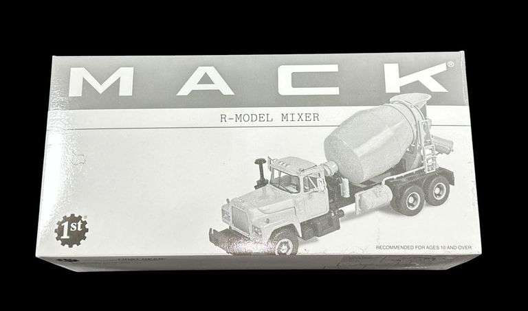 First Gear Mack R-Model Mixer image