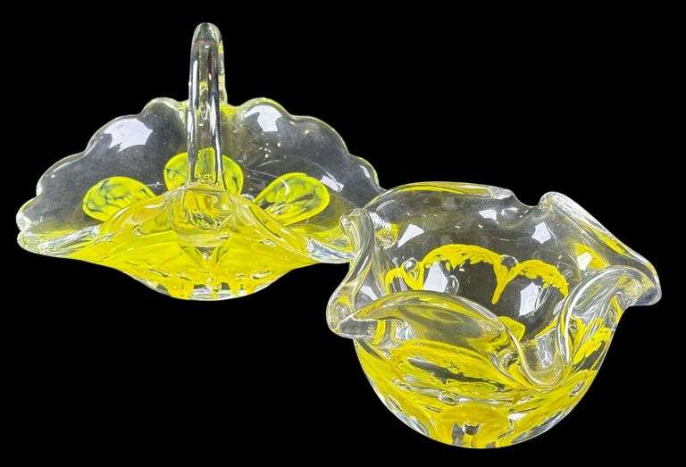 Zimmerman Art Glass Basket & Ash Tray image