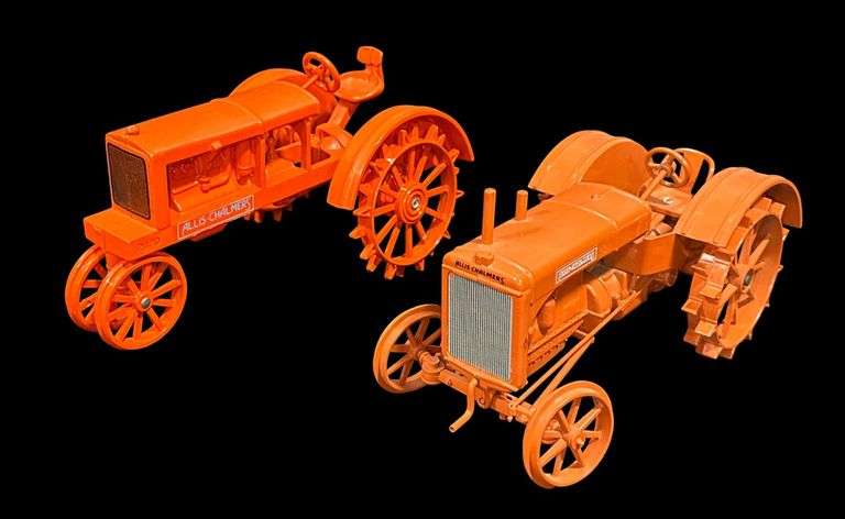 Allis-Chalmers Tractors image