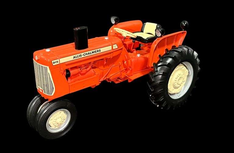 ERTL Allis-Chalmers D15 Tractor image