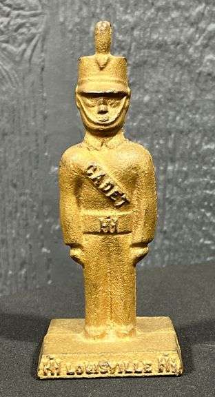 1974 IH Louisville Cub Cadet Cast Iron Statue image