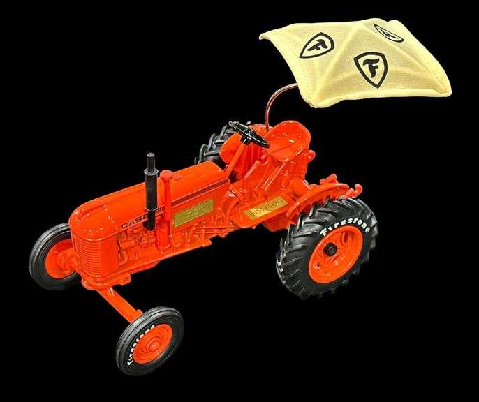 ERTL 1942 Case Model VA Tractor image