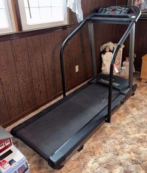 Paste Master Pro Elite Treadmill image