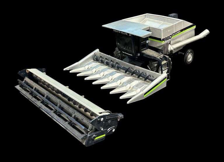 Deutz-Allis Gleaner R-60 Combine with Two Heads image