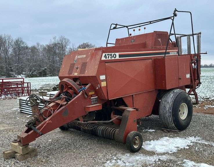 Hesston 4750 Big Square Baler image