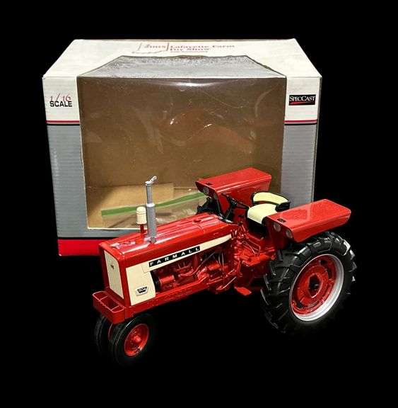 Spec Cast Farmall IH 504 Tractor - 2005 Lafayette Farm Toy Show Edition image