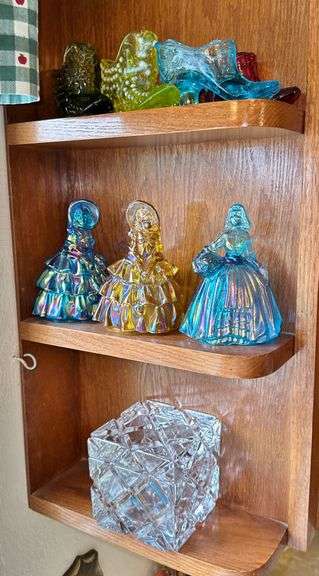 Fenton & Wheaton Ware Figurines image