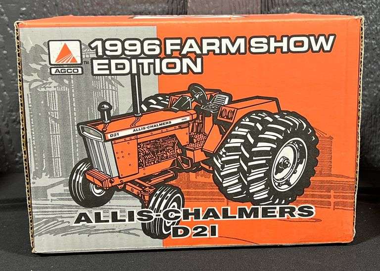 ERTL Allis-Chalmers D21 Tractor-1996 Farm Show Edition image