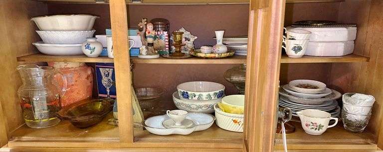 Vintage Glassware & Pottery image