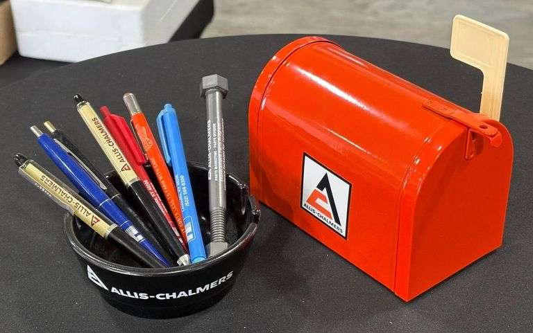 Allis-Chalmers & Case Memorabilia image