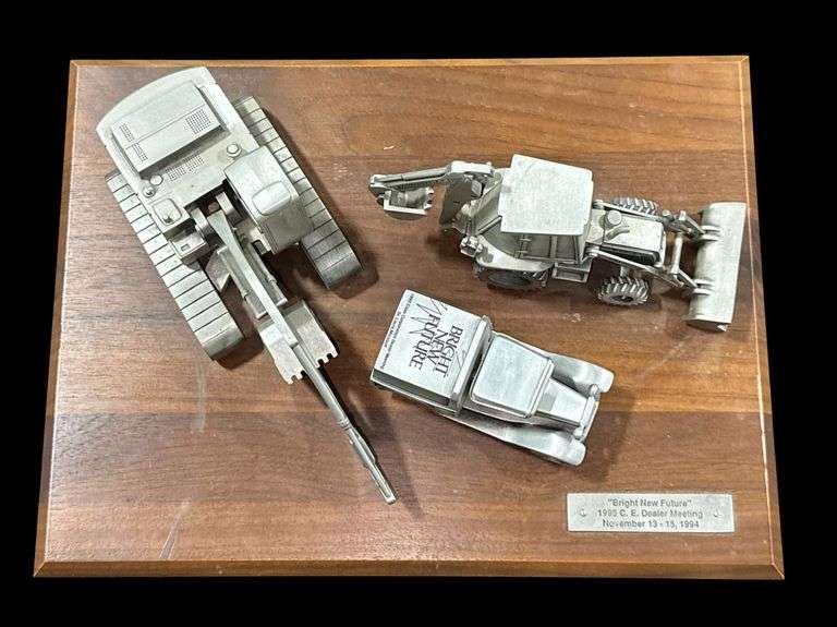 1985 C.E. Dealer Meeting "Bright New Future" Pewter Wall Hanging Display image