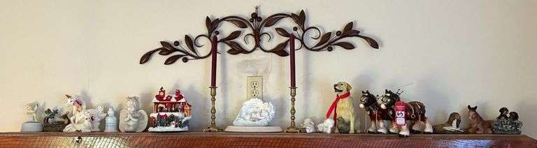 Figures & Mantal Items image