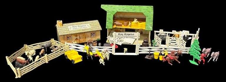 Roy Rogers Double R Bar Ranch Set with Metal Ranch House image