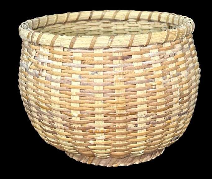 Vintage McAdams Hand Woven Basket Made in New Middletown, IN image