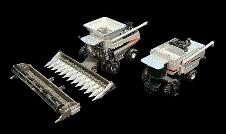 AGCO Gleaner A86 & Gleaner C62 Combines with Three Heads image