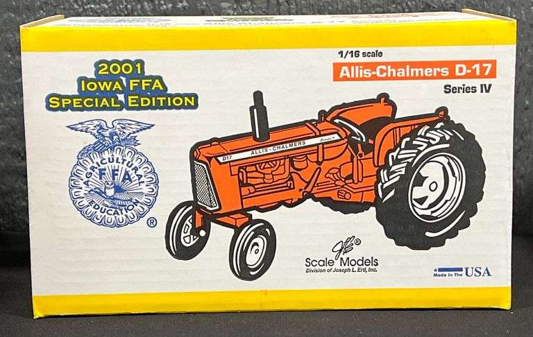 ERTL Allis-Chalmers D17 Tractor- 2001 Iowa FFA Special Edition image