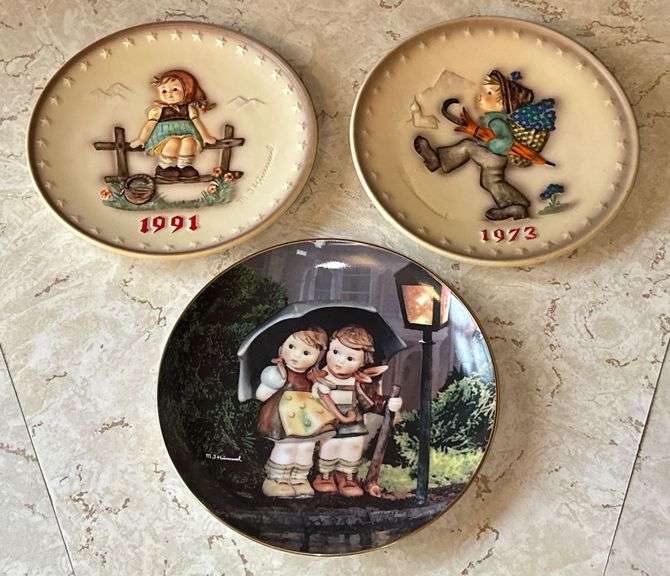 Vintage M.J. Hummel Plates image