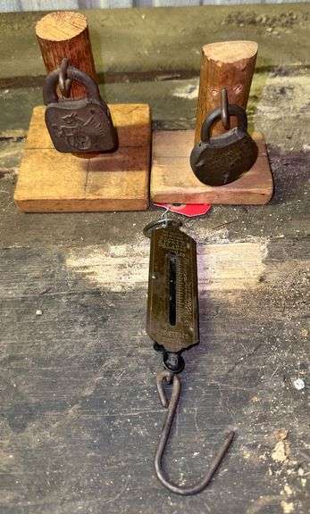 Vintage 25 Lb Brass Scales & Padlocks image