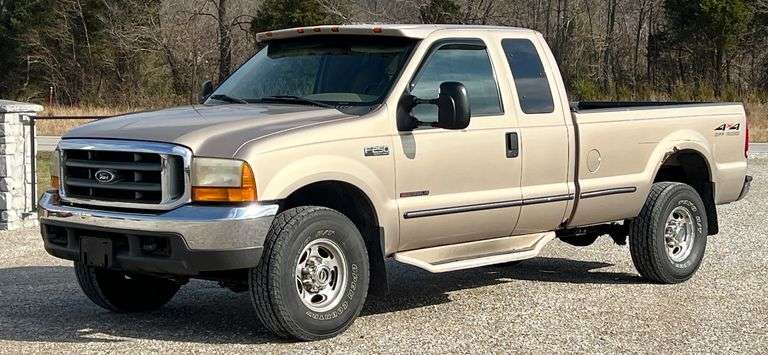 1999 Ford F-250 Pickup Truck image