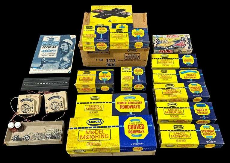 Aurora HO Scale Slot Car Set image