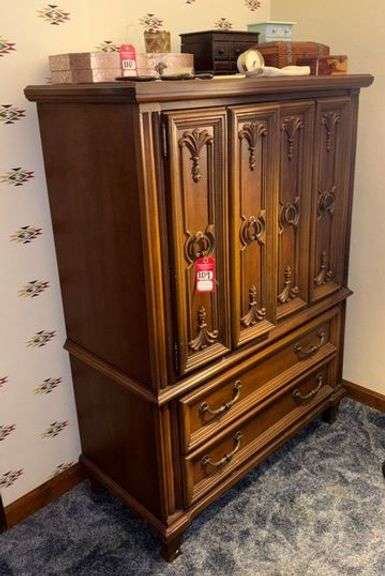 Maple Wardrobe image