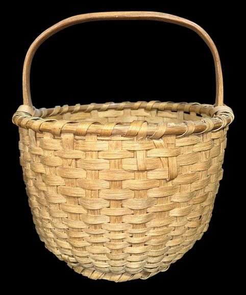 Vintage McAdams Hand Woven Basket Made in New Middletown, IN image