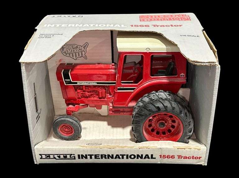 ERTL International 1566 Tractor- July 1991 Edition image