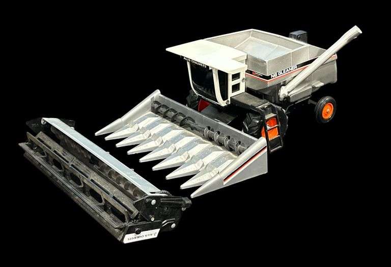 Allis-Chalmers Gleaner N6 Combine with Two Heads image