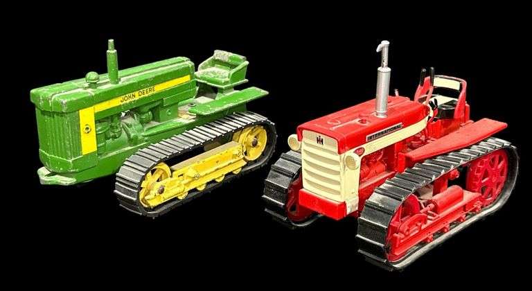 IH T-340 & JD 420C Crawlers image