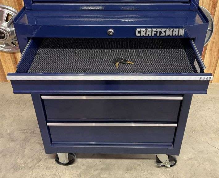Craftsman 13-Drawer 2-Piece Roll Around Tool Chest