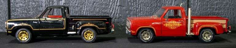 ERTL "LI'L Red Express" Trucks