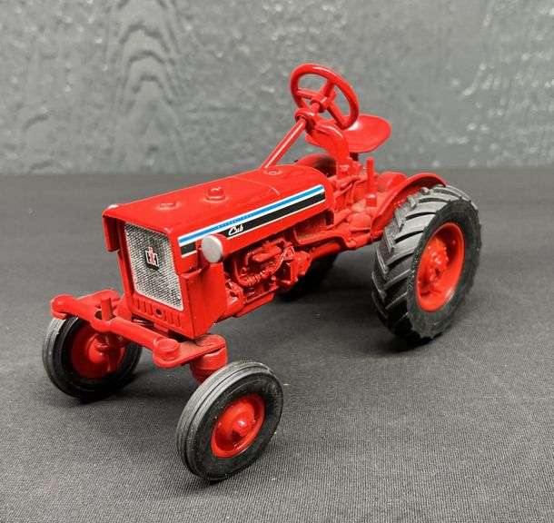 ERTL Farmall Cub Tractors