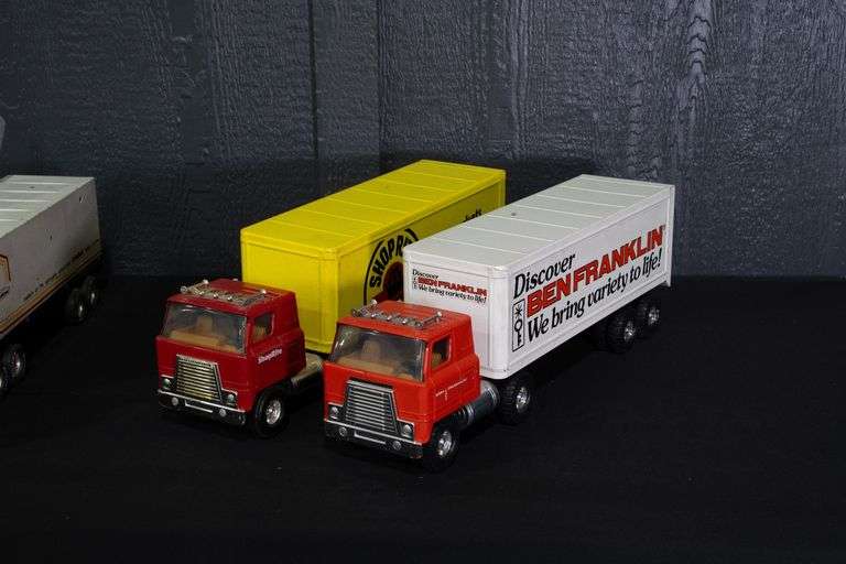 ERTL Truck & Trailer Sets