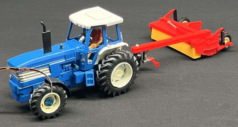 Ford TW-35 & Vicon Equipment