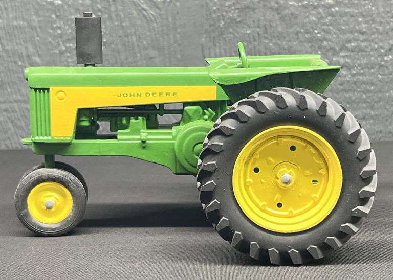 ERTL John Deere 730 Diesel Tractor