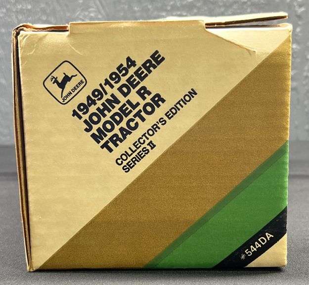 ERTL John Deere Model R Tractor
