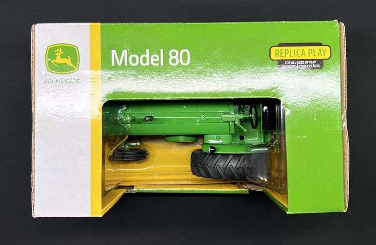 ERTL John Deere Model 80 Tractor