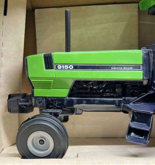 ERTL Deutz-Allis 9150 Tractor