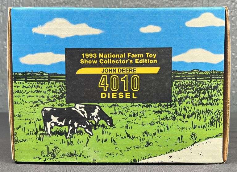 ERTL Toy Farmer John Deere 4010 Tractor - 1993 National Farm Toy Edition
