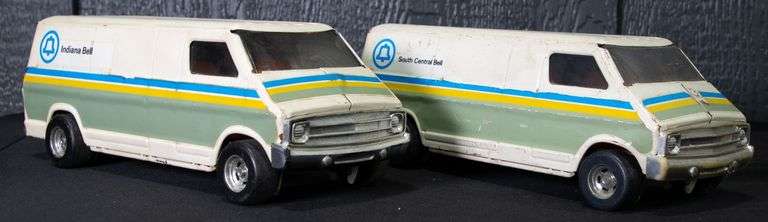 ERTL Indiana Bell Service Vans