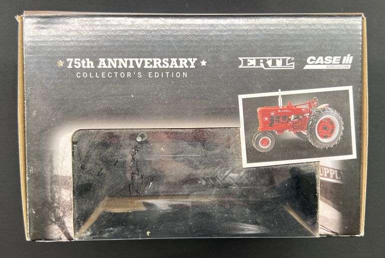ERTL Farmall M Tractor