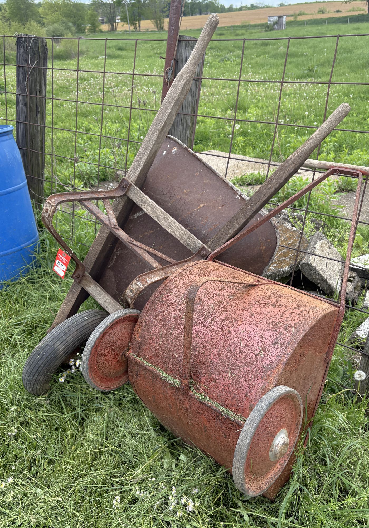 Lot image 2