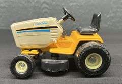 ERTL IH Cub Cadet Lawn & Garden Tractors
