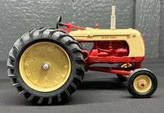 ERTL Cockshutt 40, Cockshutt 40 Black Hawk, Cockshutt 50 Tractor Set