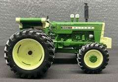ERTL Oliver 1950-T Tractor - 2002 National Farm Toy Show Edition