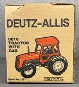 ERTL Deutz-Allis 8010 Tractor with Cab