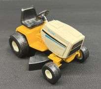 ERTL IH Cub Cadet Lawn & Garden Tractors